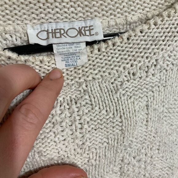 Cherokee knit sweater heavy made in the USA white/cream size small - Picture 2 of 8